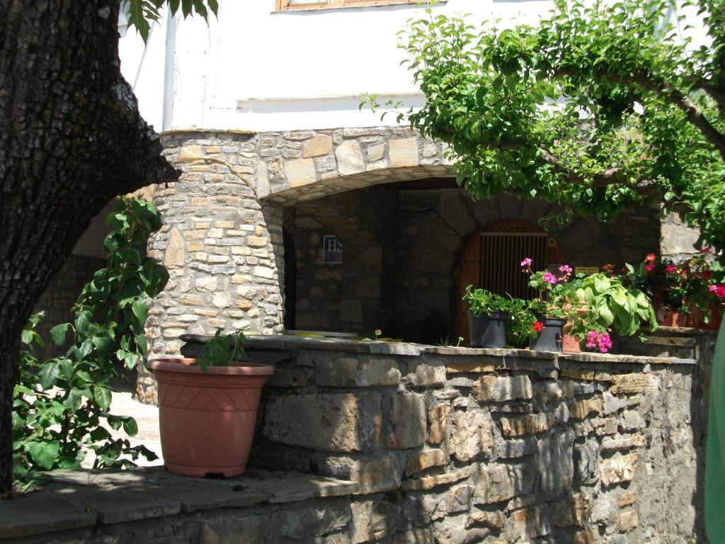 Apartamentos Arcos De Solana Vilas del Turbon 외부 사진